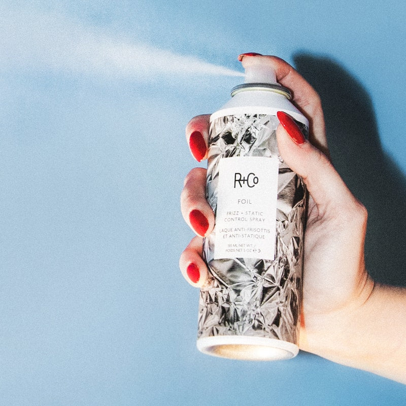 R+Co Foil Frizz + Static Control Spray 5 oz – Beautyhabit