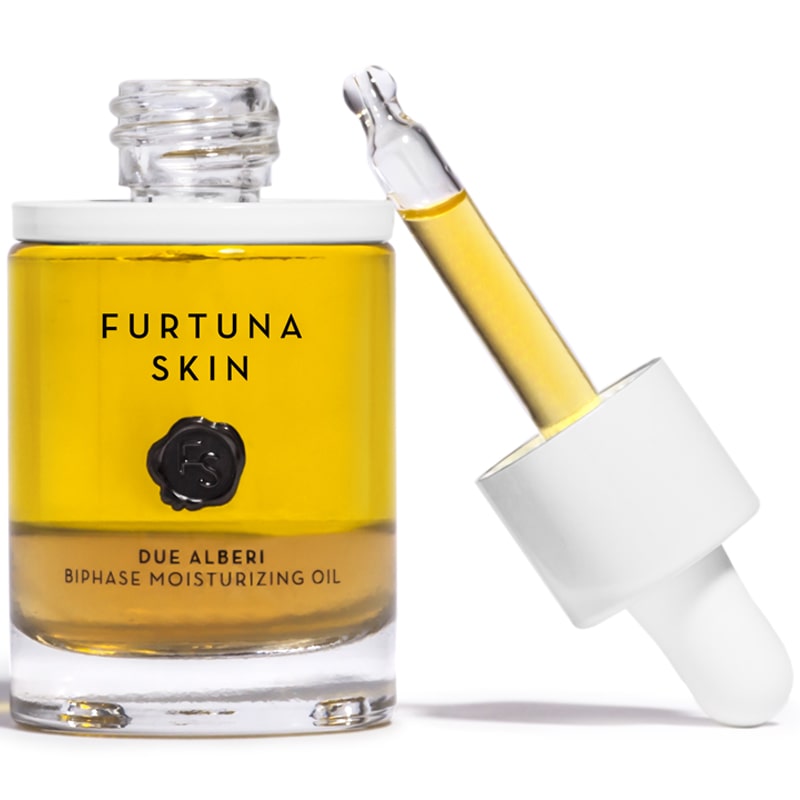 Furtuna Skin Due Alberi Biphase Moisturizing Oil with dropper leaning against the bottle