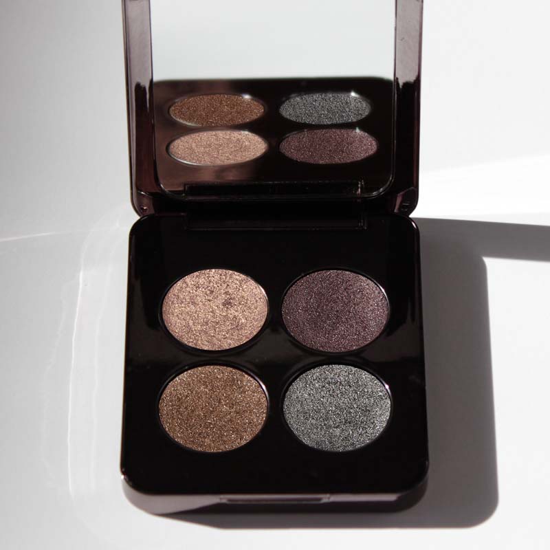 Roen Beauty 52 Cool Eye Shadow Palette showing with mirror