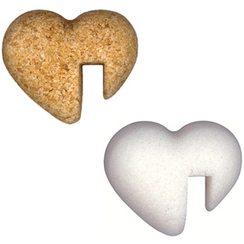 Canasuc Amber Toasting Hearts - Closeup of product