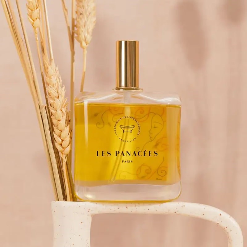 LES PANACEES Nourishing Dry Body and Hair Oil - Summer Tourbillon - Beauty shot