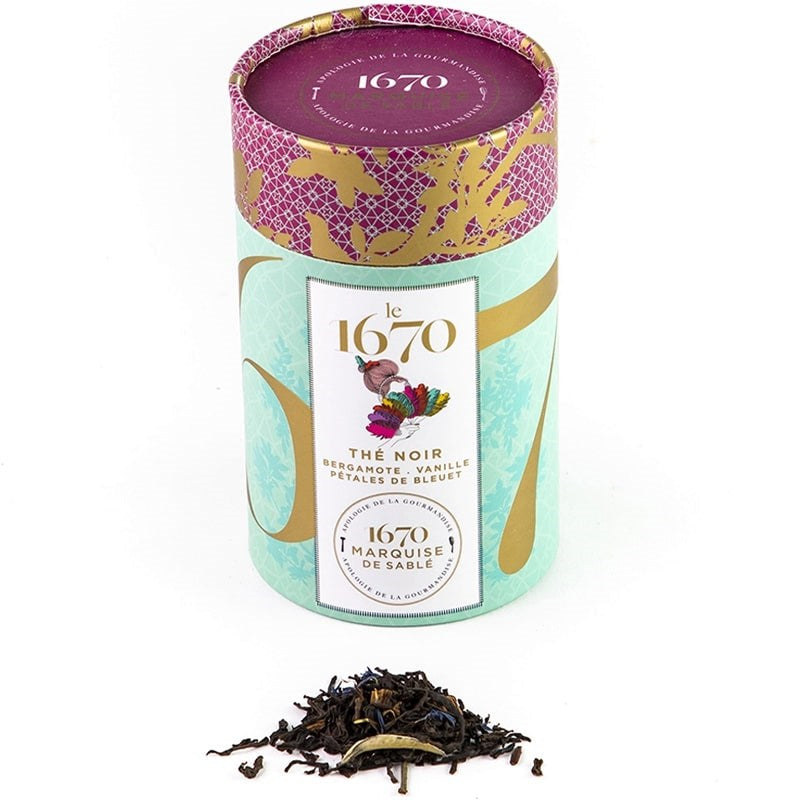 La Sablesienne 1670 Black Tea with Bergamot, Vanilla and Cornflower Petals - packaging above loose leaf tea