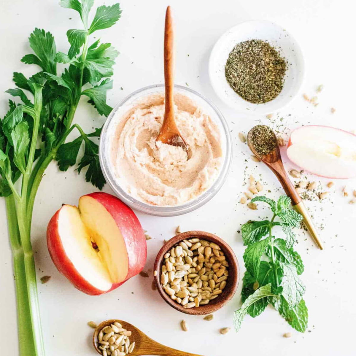 Innersense True Enlightenment Scalp Scrub (190 g) - product shown with ingredients surrounding it.