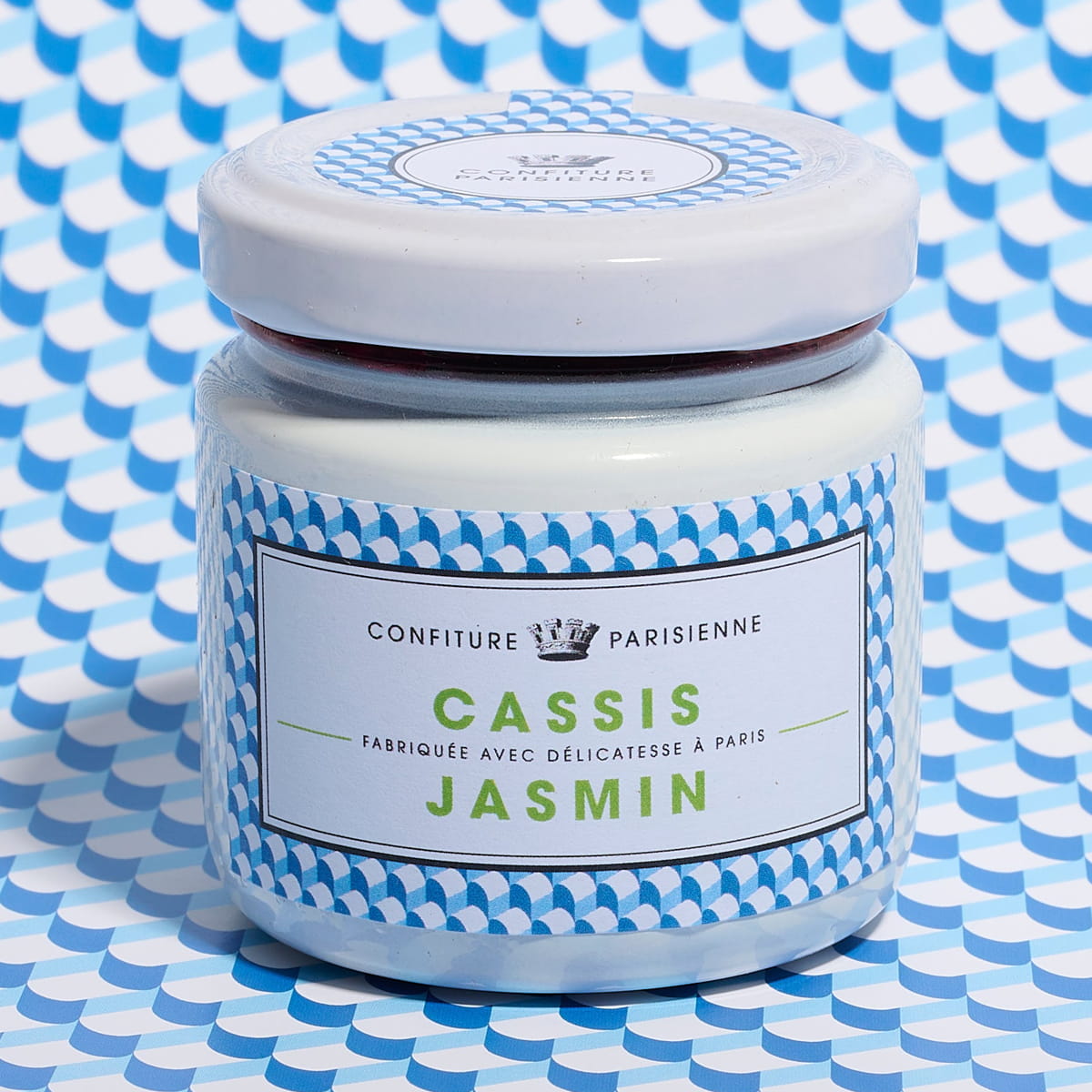 Confiture Parisienne Cassis Jasmin (100 g) against a patterned background