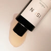 Close up of ISUN Eshin Scalp & Hair Serum (100 ml) showing product swatch
