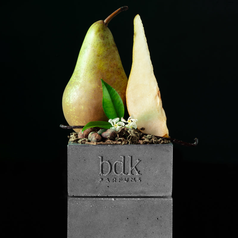 BDK Parfums Pas Ce Soir Extrait de Parfum - Product logo shown with pears and flowers