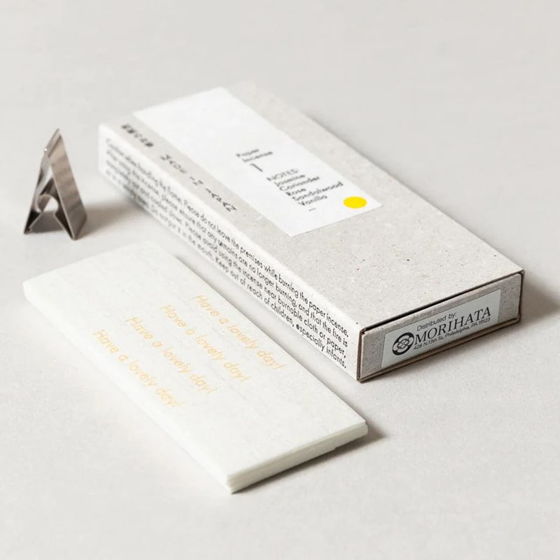 Kunjudo Washi Paper Incense Strips - Floral Warmth - packaging, incense paper strips, and metal clip