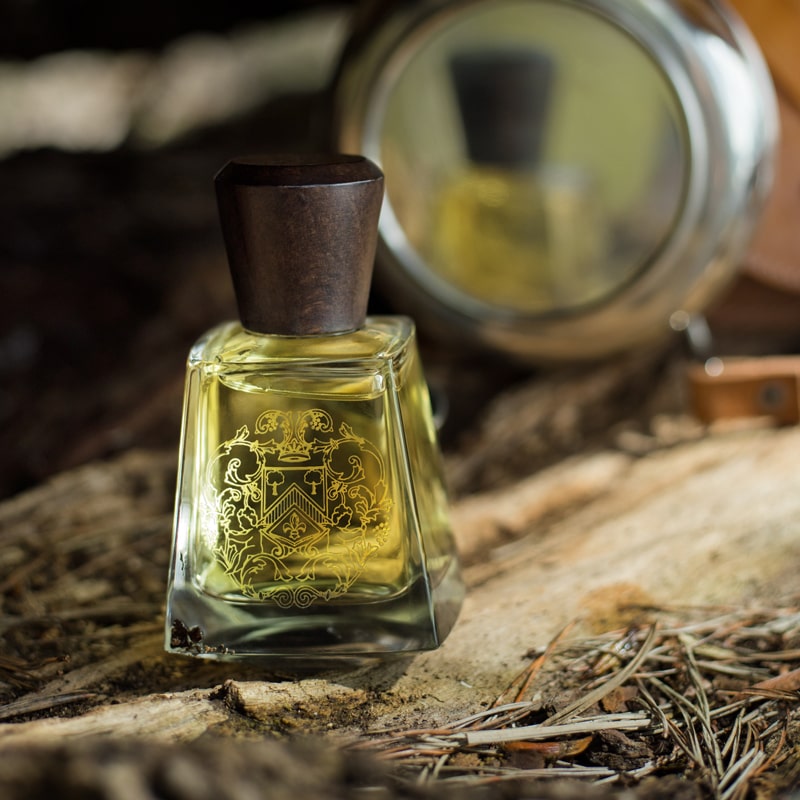 Frapin Bonne Chauffe Eau de Parfum- Closeup of product bottle