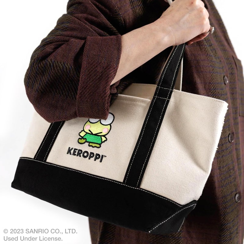 Baggu Small Heavyweight Canvas Tote - Keroppi - Model shown wearing product on shoulder