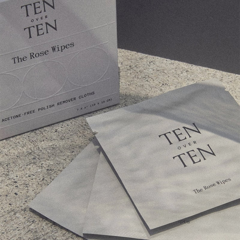 Tenoverten The Rose Wipes - packaging and individual wipes shown on table
