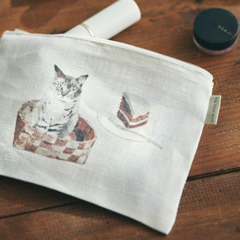 Fog Linen Work Misato Ogihara Pouch - Living with Cats - Closeup of product on wooden table