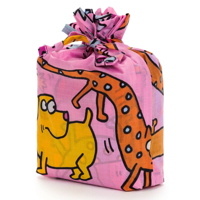 Baggu Standard Baggu Set of 3 - Keith Haring - Closeup of product pouch