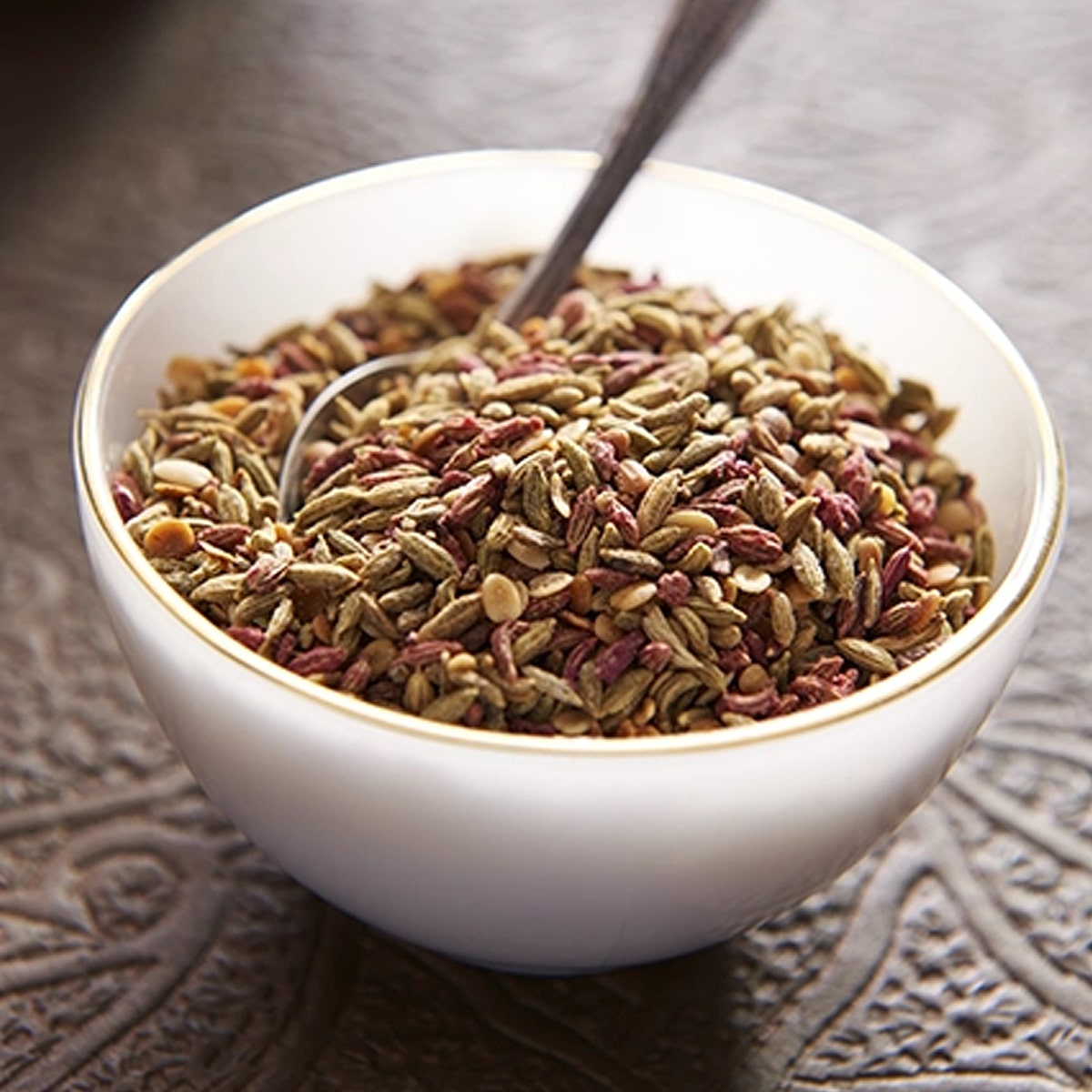 Chikka Chikka Cinnamon Digestive Fennel Seeds shown in a bowl with spoon