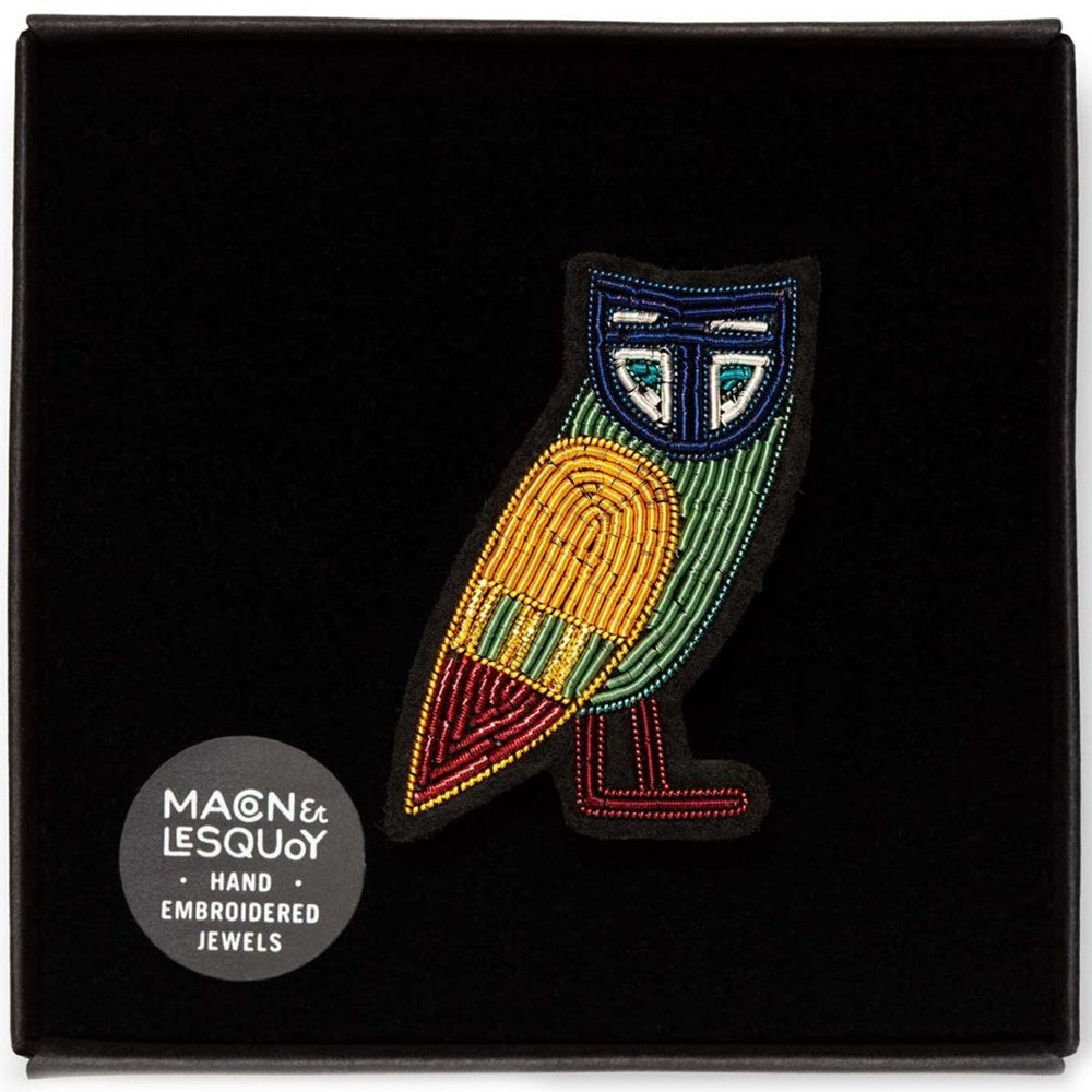 Macon & Lesquoy Hand Embroidered Horus’ Head Pin (1 pc) shown in box