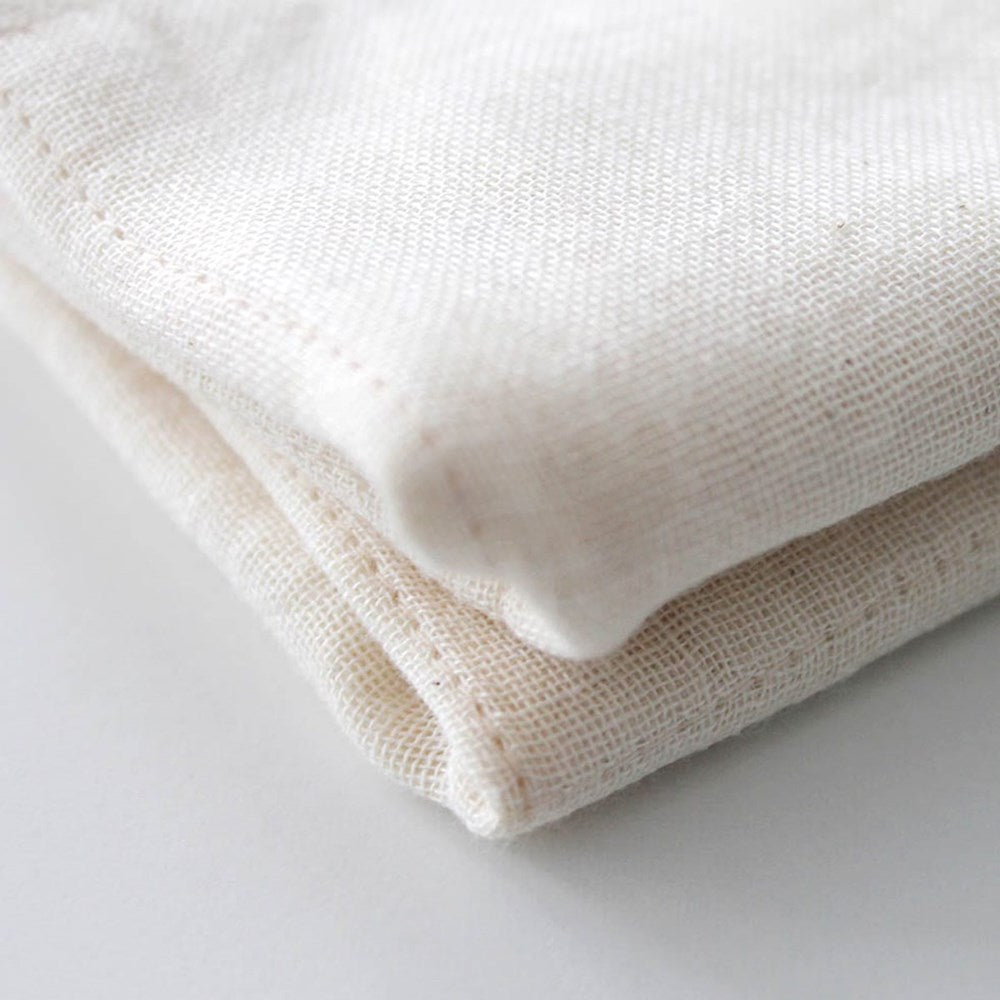 IPPINKA Nawrap Organic Cotton Mini Towel - Ivory (1 pc) - close up of product material shown