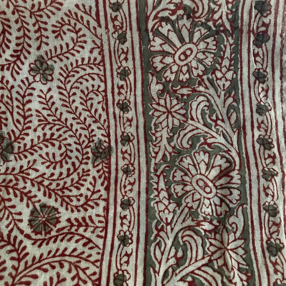Peaceware Apple Cider Bandana (1 pc) - Close up of product's print. 