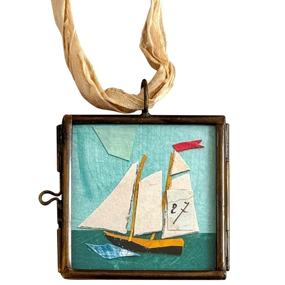 Small Locket - Small Sail 27 (1 pc)