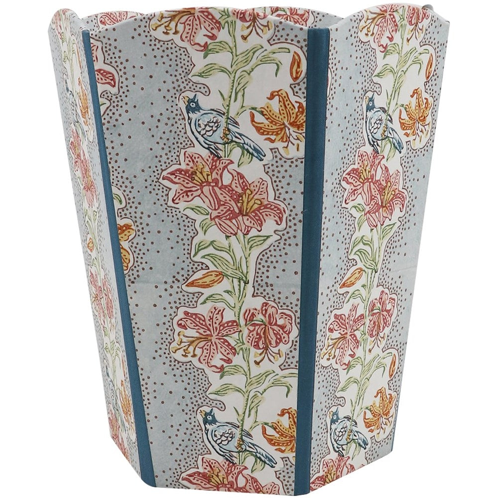 Craft Boat Block Printed Scalloped Collapsible Basket (1 pc)