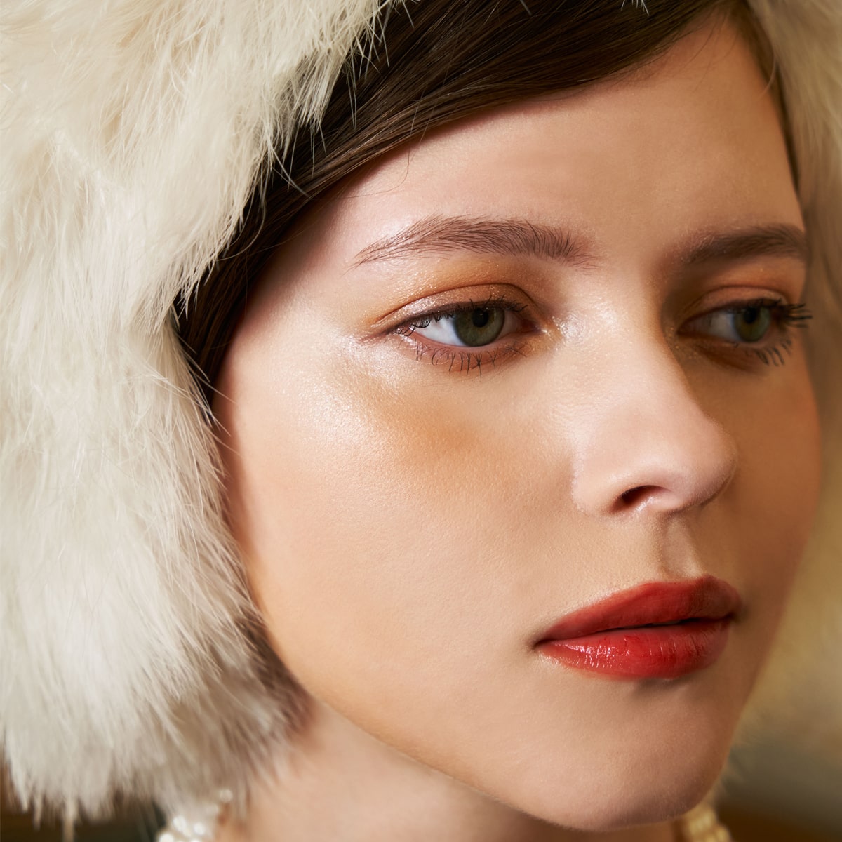 Paul &amp; Joe Makeup Collection 2025 – Flapper Dress (001) (4 pcs) - shown on model.