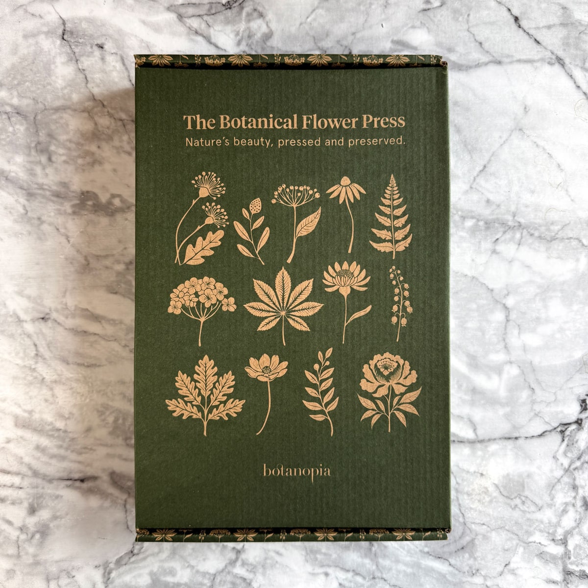 Botanopia The Botanical Flower Press - Linen Cover &amp; Gold Foil (1 kit) - products packaging shown.