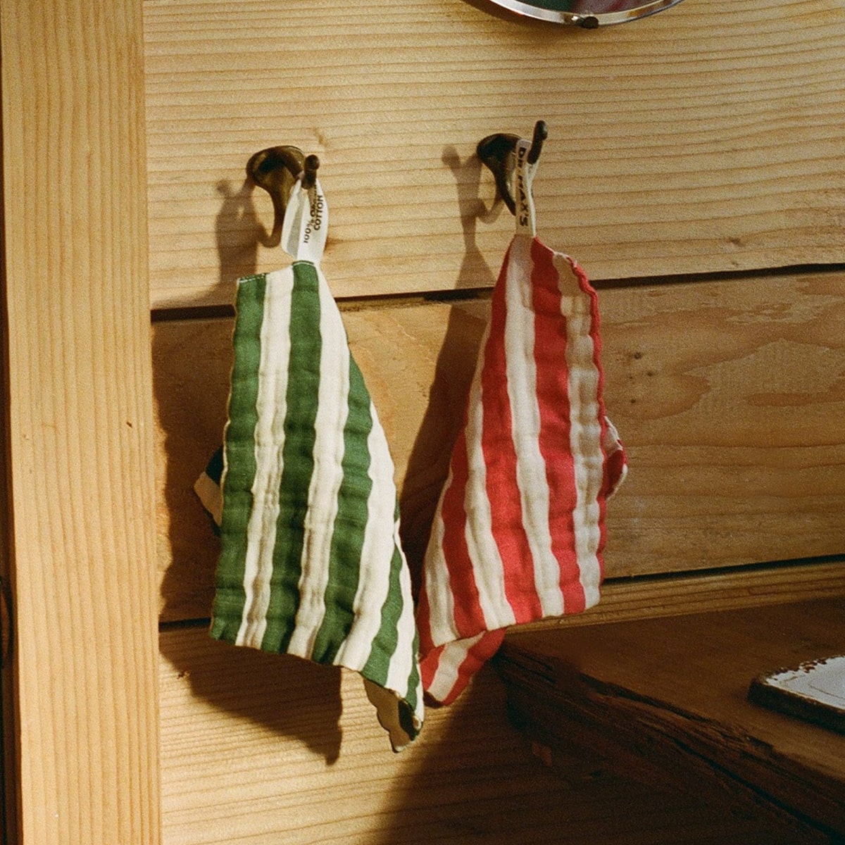 Dr. Max’s Organic Cotton Wash Cloths Set (5 pcs) - product shown hung up. 