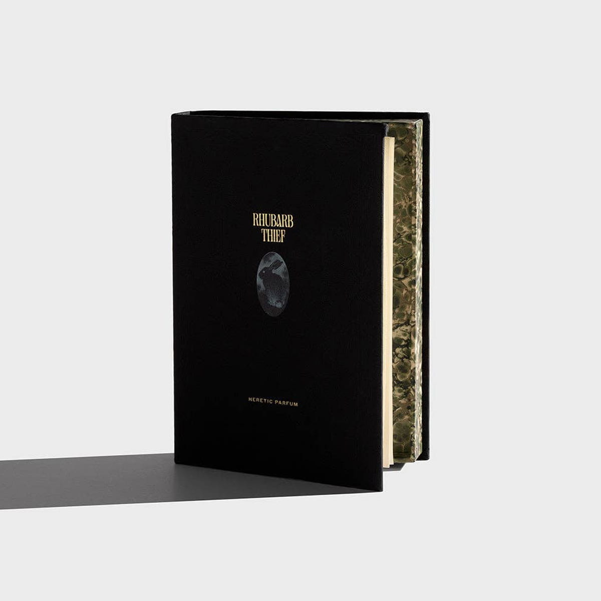 Heretic Parfum Rhubarb Thief Discovery Set (5 x 2 ml) - product packaging shown. 