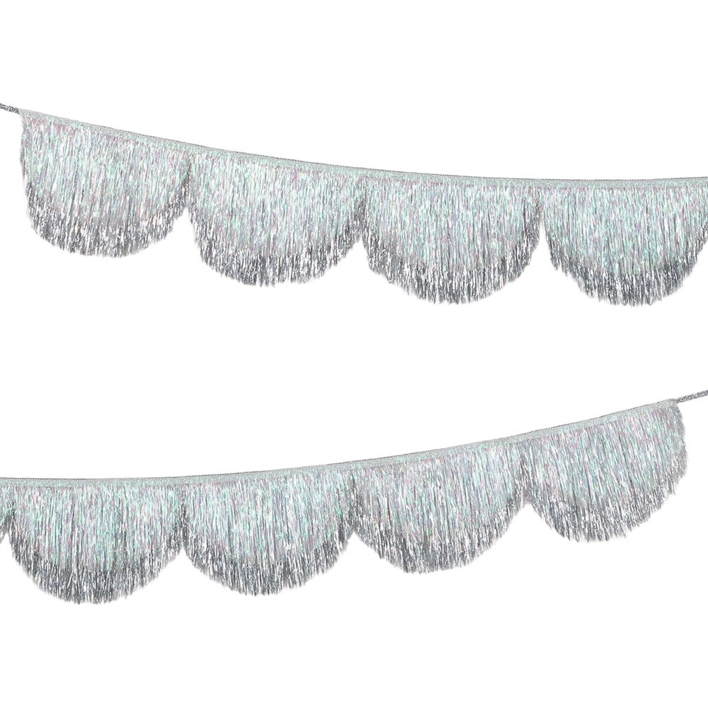 Meri Meri Silver Iridescent Tinsel Scallop Garland (1 pc)