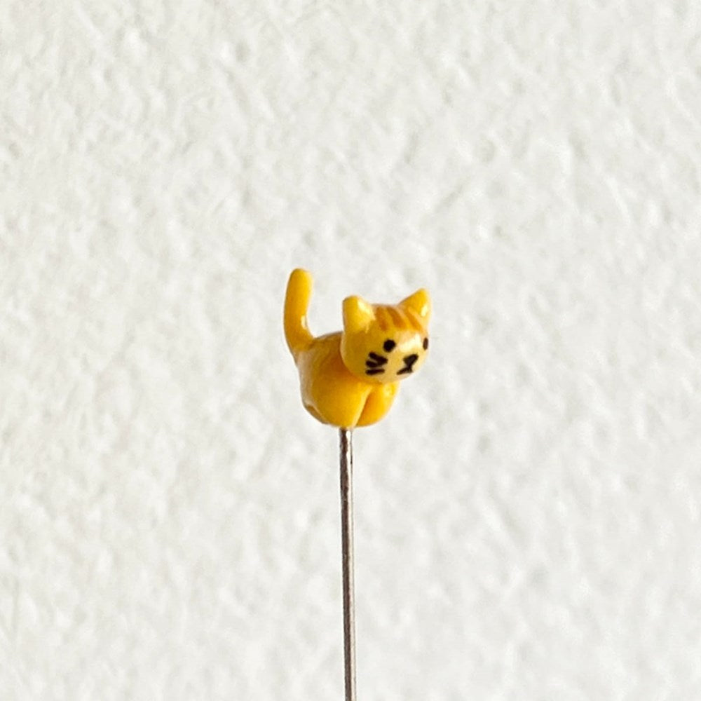Hiro Cat Pin Cushion Set (6 pcs) - product shown on white background.