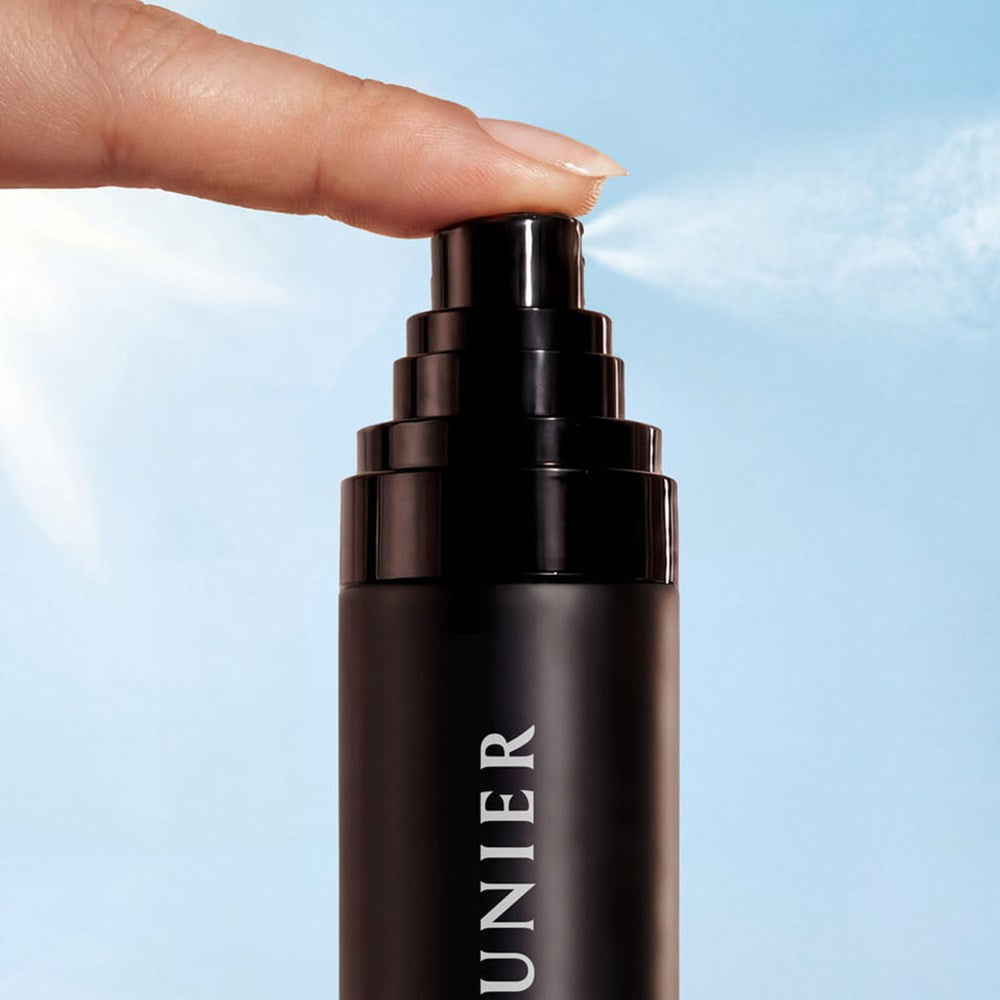 Le Prunier Plum Spritz (60 ml) - product shown being sprayed.