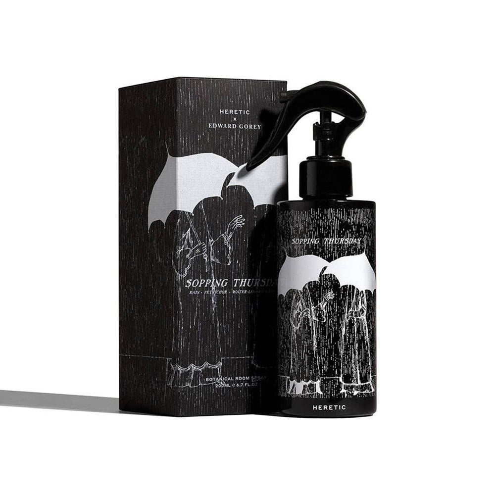 Heretic Parfum Sopping Thursday Room Spray (200 ml) - product shown next to packaging.