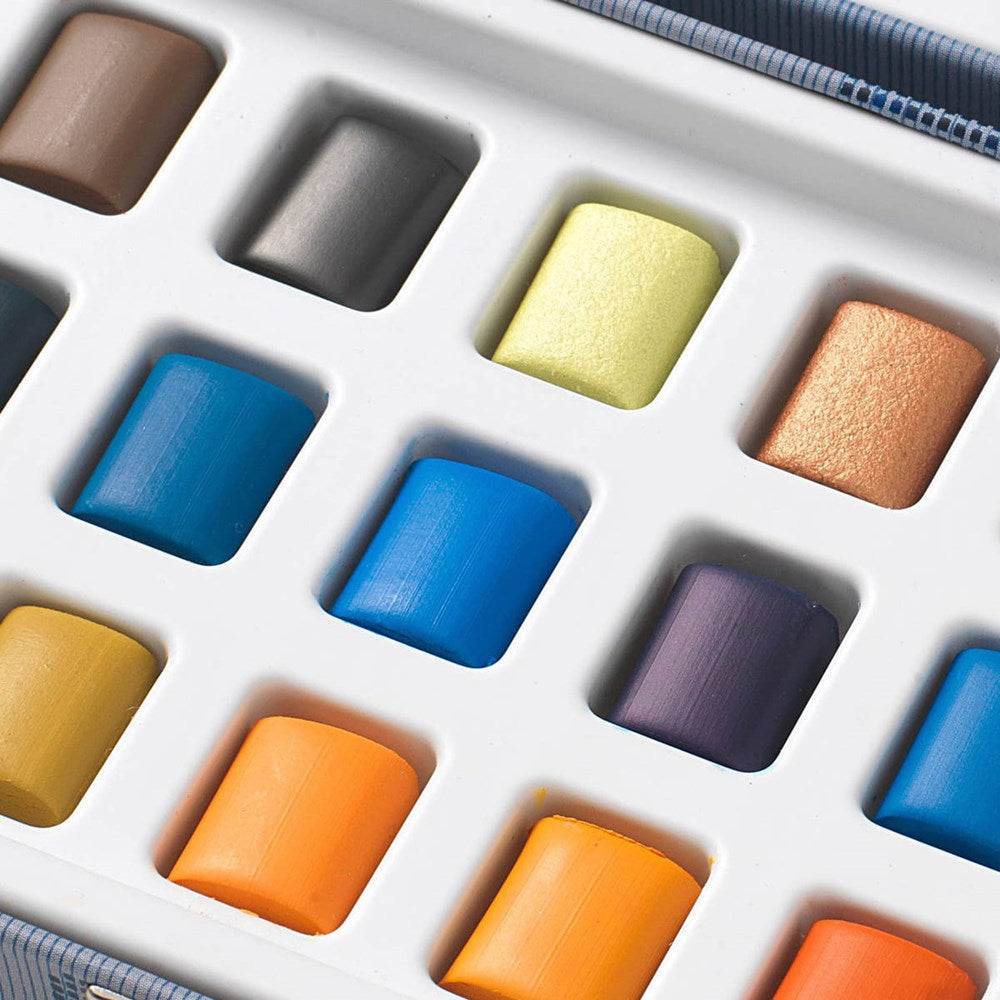 Papier Watercolor Paint Set - Dot & Daisy (1 set) - product shown up close.