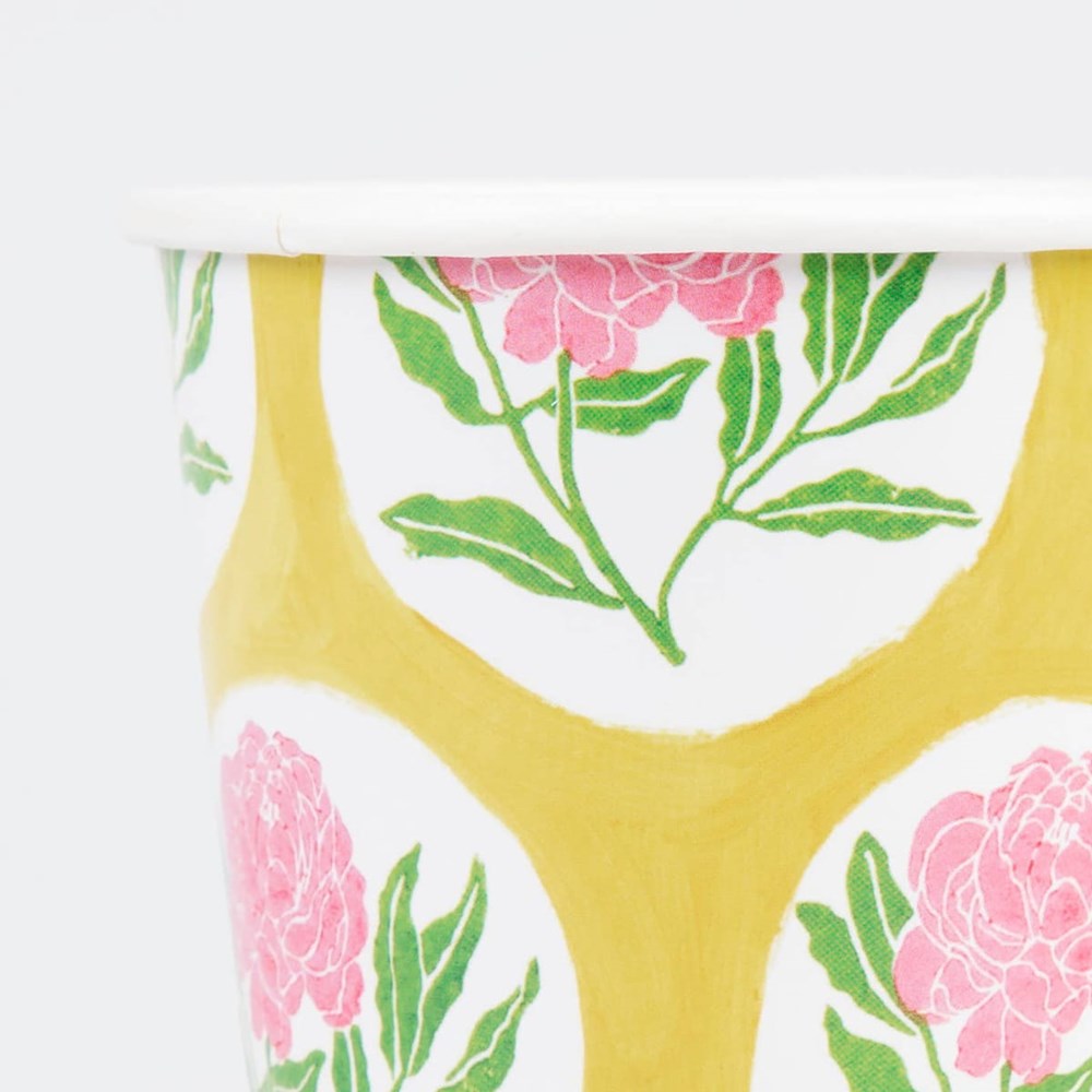 Meri Meri Meri Meri X Molly Mahon Paper Cup Set (8 pcs) - product shown up close.