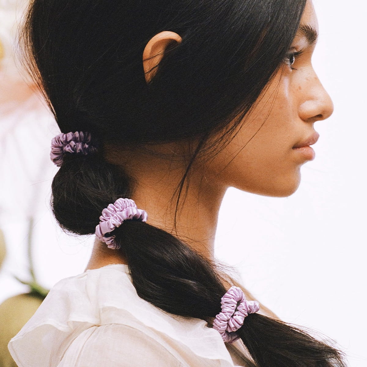 Slip Pure Silk Skinny Scrunchies - Wildflower (4 pcs) - product shown in model's hair.