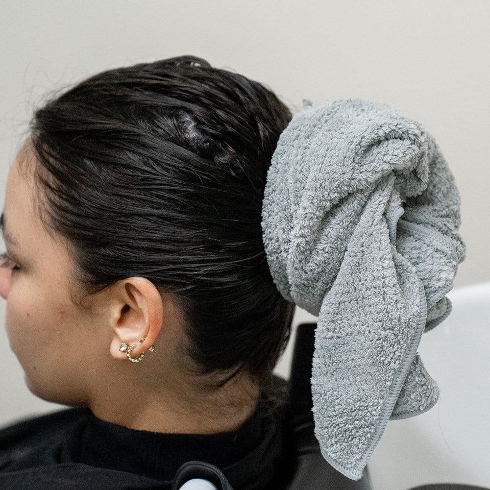 VOLO Beauty Hero Back Bar Hair Towel - Luna Gray (6 pcs) - product shown being used in hair