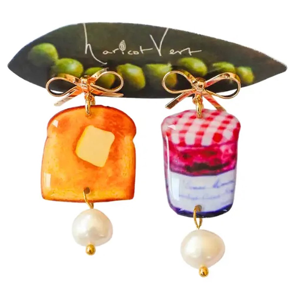 Haricot Vert Toast & Jam Earring Dangle Set (2pc) attached to card