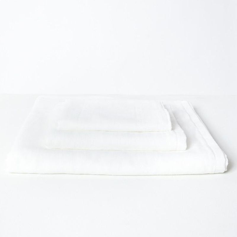 Yoshii Towel Gauze White Hand Towel - shown with all sizes