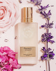 Parfums de Nicolai Patchouli Intense Hair Mist mood photo with flowers 