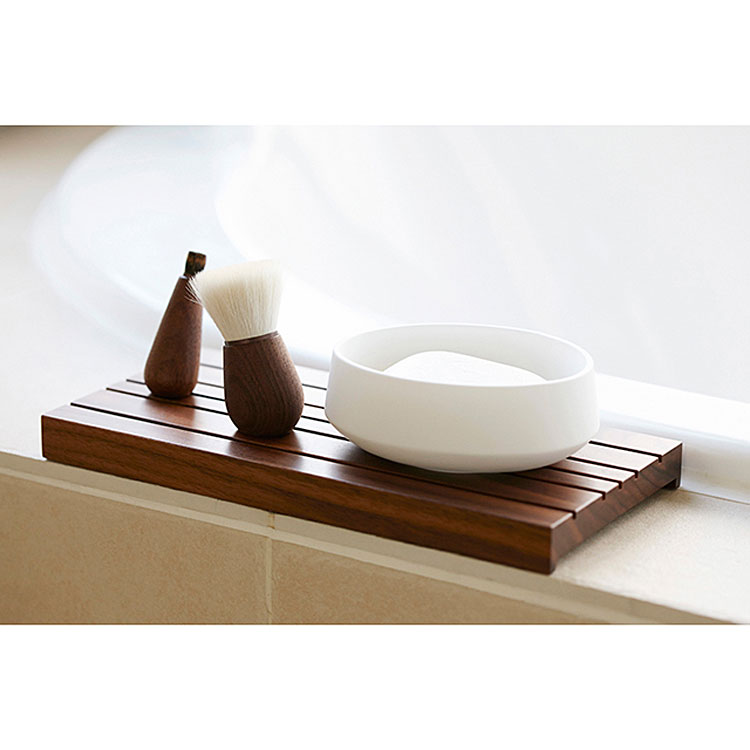 Shaquda SUVE Cleansing Brush Set - lifestyle shot of products on wooden tray included