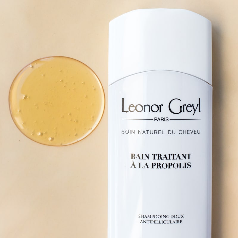 Leonor Greyl Bain Traitant A La Propolis – Gentle Dandruff Treatment Shampoo Product with a product drop