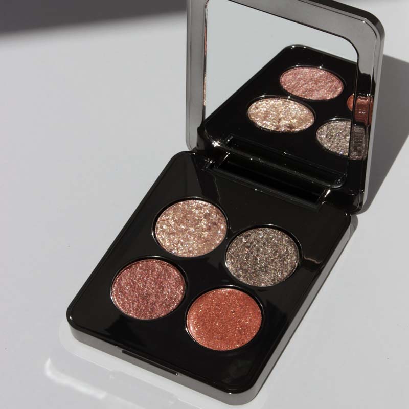 Roen Beauty 11:11 Eye Shadow Palette showing with mirror