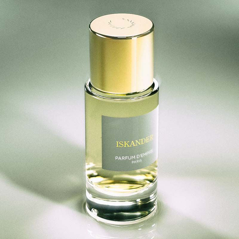 Parfum D&#39;Empire Iskander Eau de Parfum showing at an angle