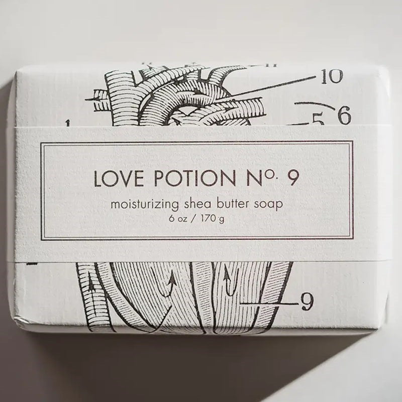 Formulary 55 Love Potion No. 9 Bath Bar - Closeup of front of product