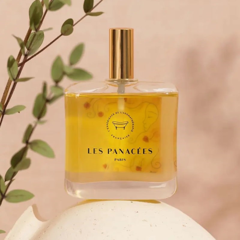 LES PANACEES Nourishing Dry Body and Hair Oil - Bouquet of Nature - Beauty shot