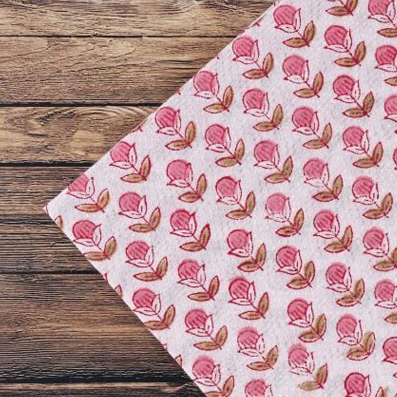 Cotton Print Club Poppy Scalloped Table Napkin Set - Product displayed on wooden table