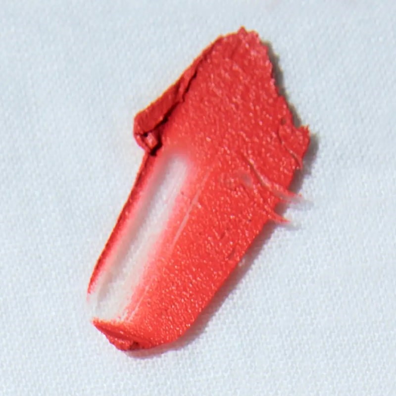 Yolaine La Mousse de Rouge - Pivoine - Product smear showing color/texture