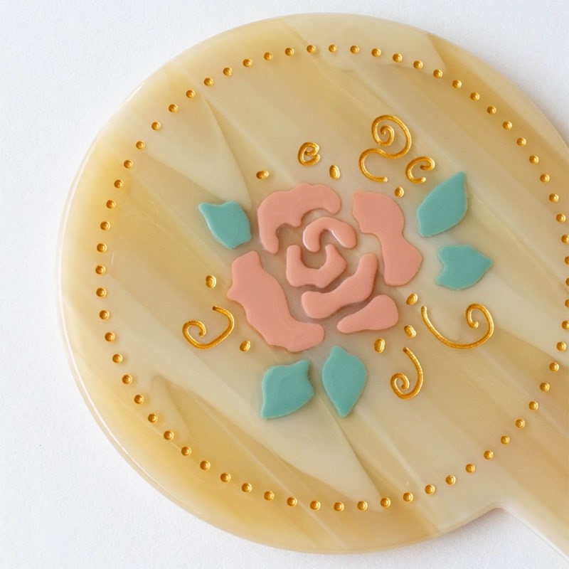 Tiepology Eco Vintage Rose Make up Mirror with Pouch - Closeup of back of product